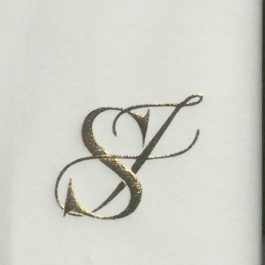 Eget logo/monogram BESTIL HER